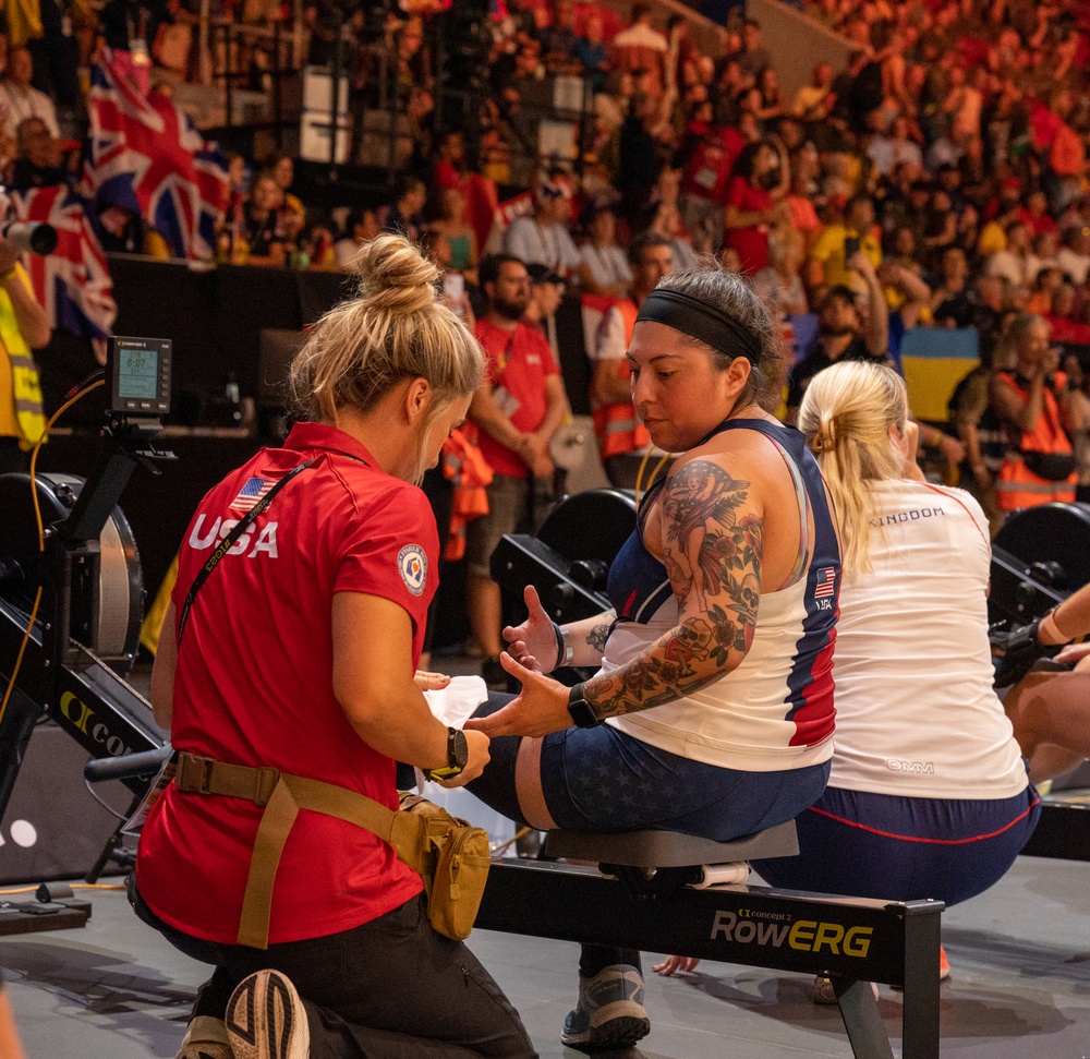 Team U.S. Invictus Games | Indoor Rowing