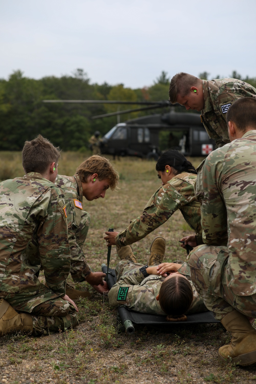 Brainerd RSP Recruits Train with Minnesota Army National Guard Aviators