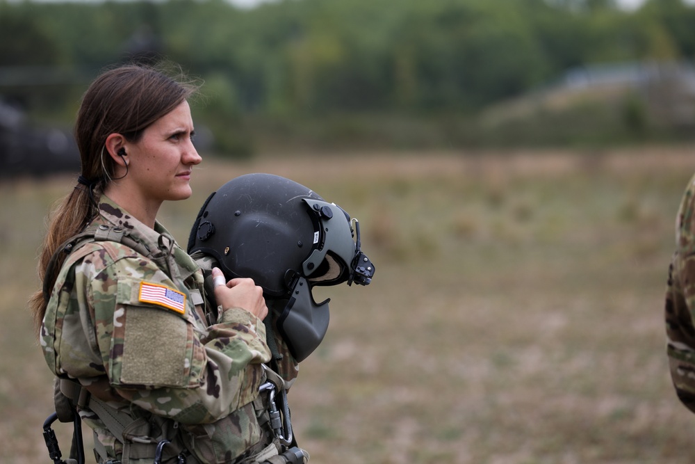 Brainerd RSP Recruits Train with Minnesota Army National Guard Aviators