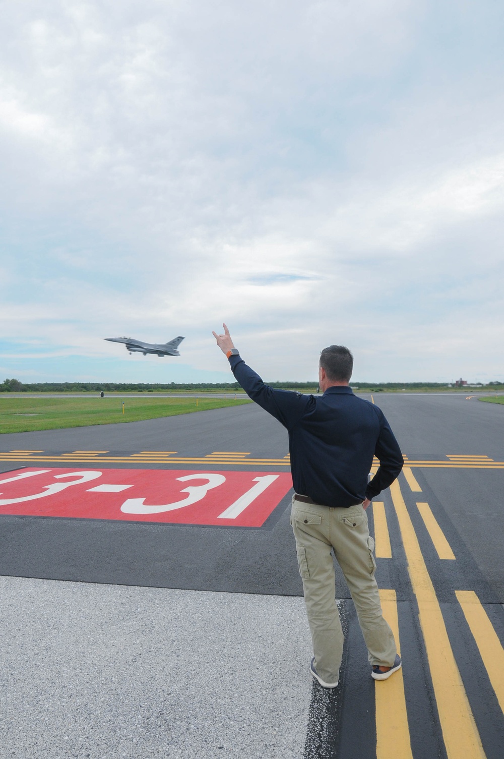 177th Fighter Wing Hosts the Veterans Haven South Team for a Base Tour