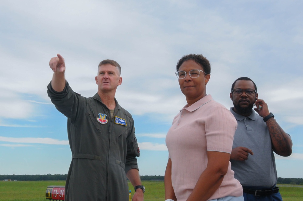 177th Fighter Wing Hosts the Veterans Haven South Team for a Base Tour