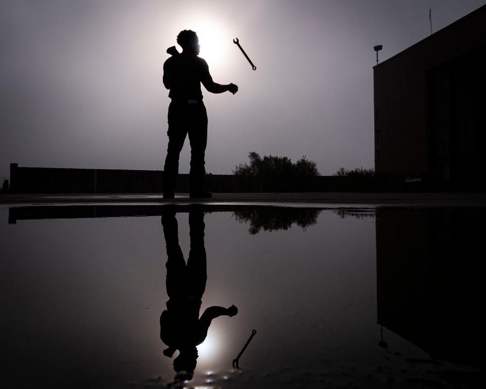 Silhouette Photo Competition