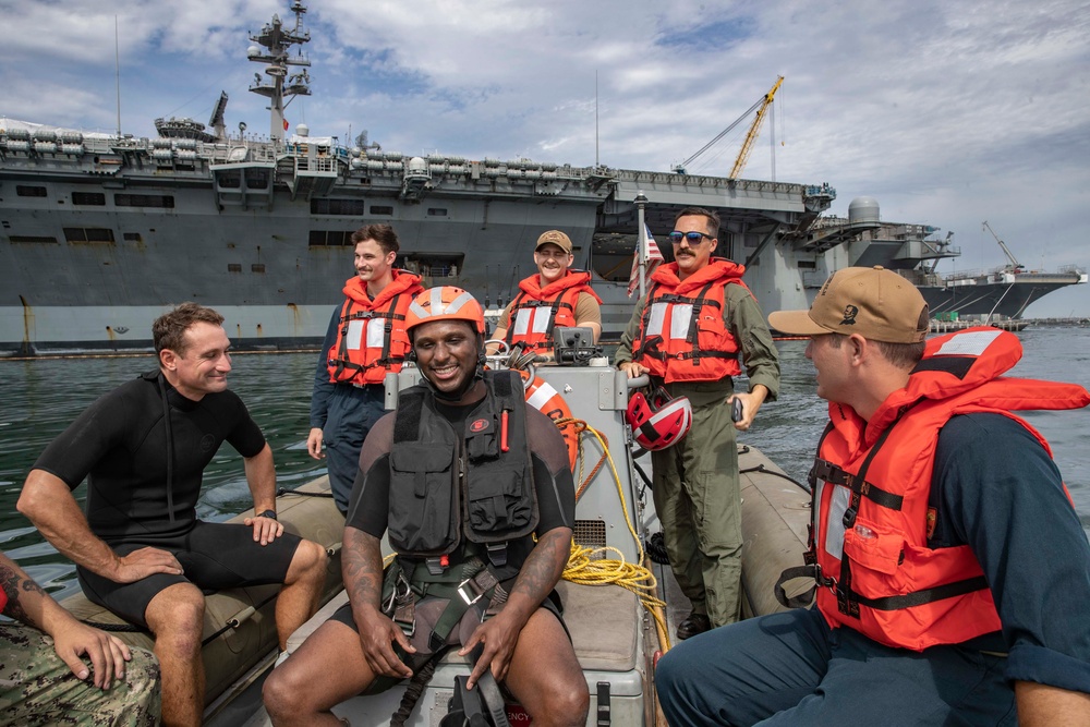 Abraham Lincoln Sailors conduct search-and-rescue drill