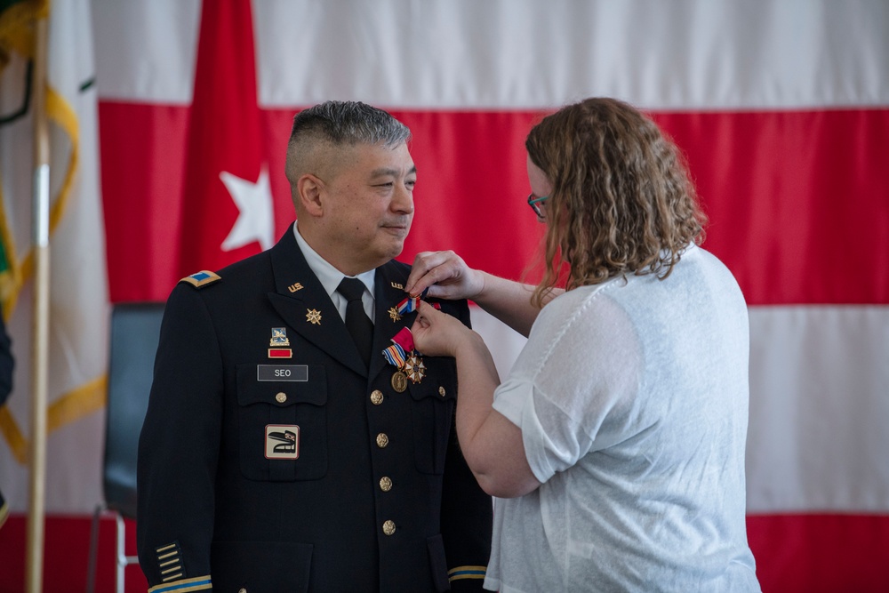 Washington Army National Guard Col. Stanley Seo retires after distinguished career