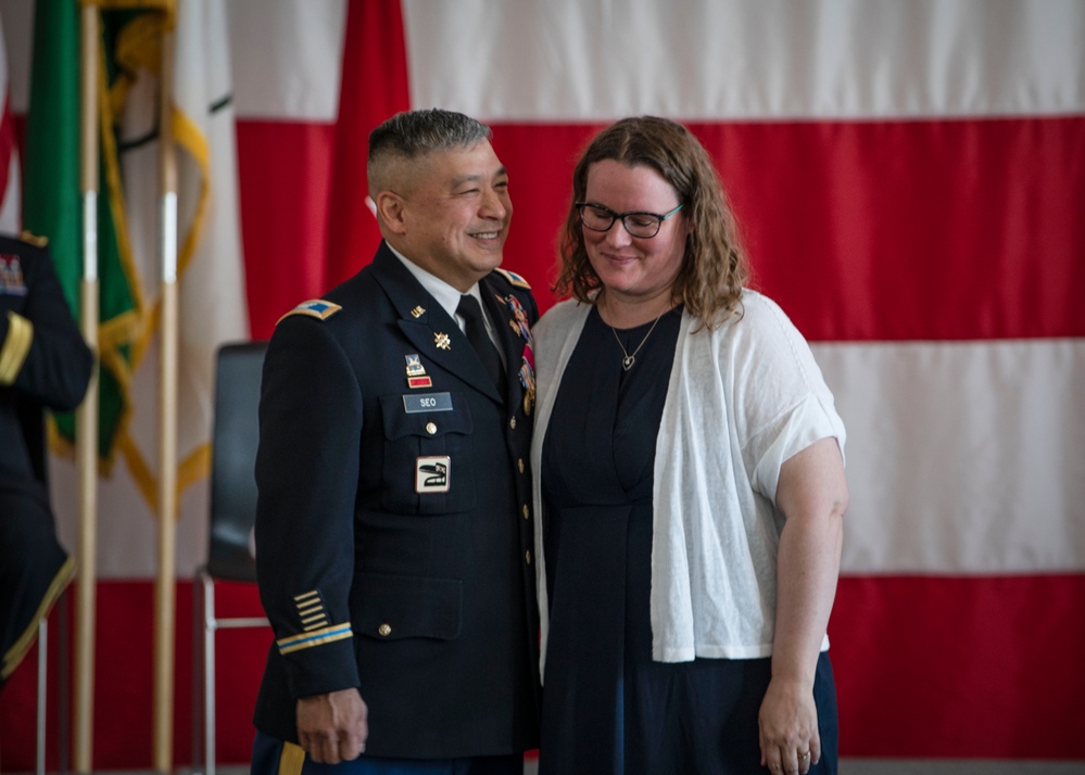 Washington Army National Guard Col. Stanley Seo retires after distinguished career