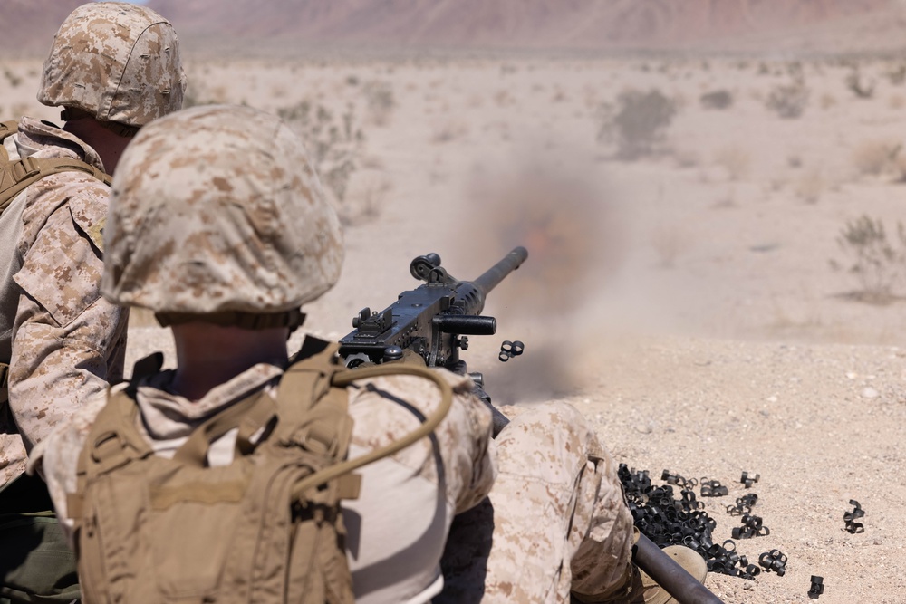 Switching Weapons: VMM-362 and 3rd Bn.,4th Marines train on each other’s weapons systems