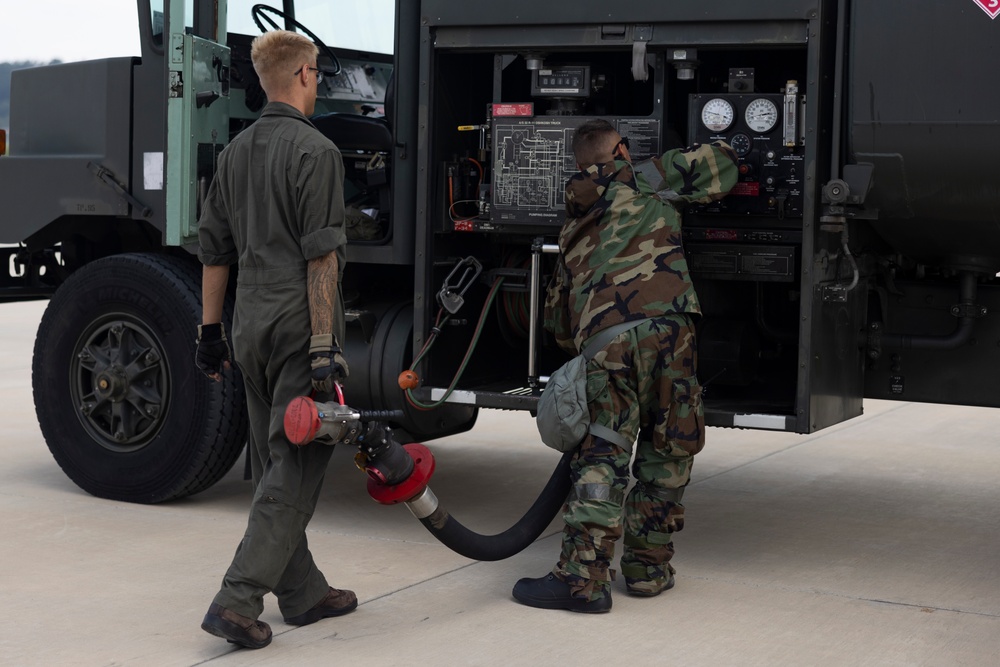 HMLA-169 CONDUCTS LIVE FIRE AT JIK-DO RANGE