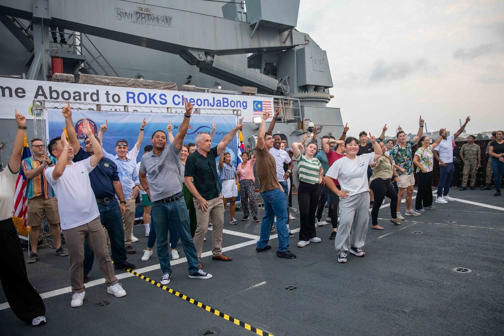 Pacific Partnership 2023 Attends Reception on Board  Cheon Ja Bong