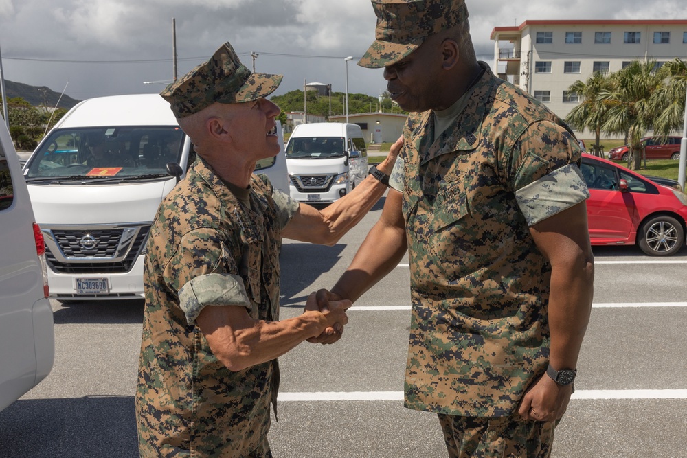 DVIDS - Images - Assistant Commandant of the Marine Corps visits 31st  Marine Expeditionary Unit [Image 3 of 5]