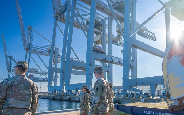 10th AAMDC Staff visit Port of Aarhus, Air Defense is critical to force flow