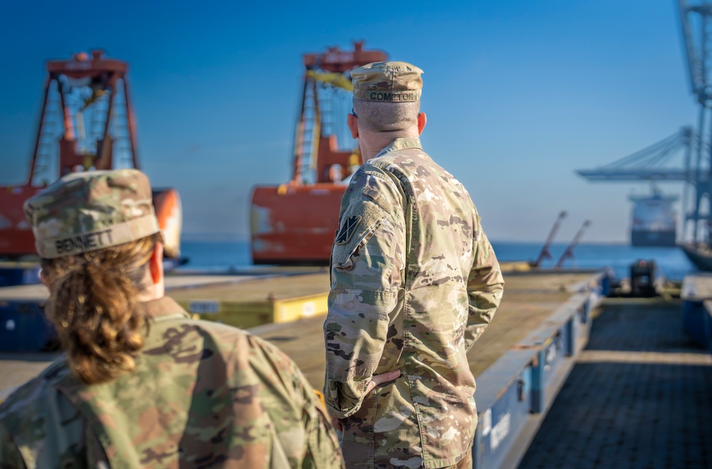 10th AAMDC Staff visit Port of Aarhus, Air Defense is critical to force flow