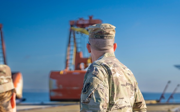 10th AAMDC Staff visit Port of Aarhus, Air Defense is critical to force flow