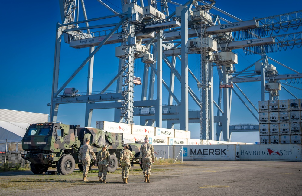 10th AAMDC Staff visit Port of Aarhus, Air Defense is critical to force flow