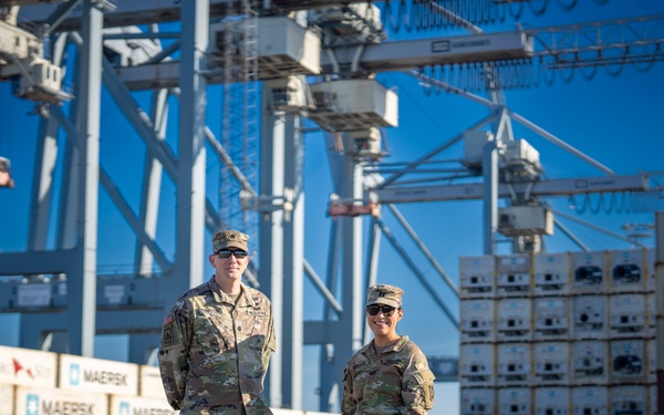 10th AAMDC Staff visit Port of Aarhus, Air Defense is critical to force flow