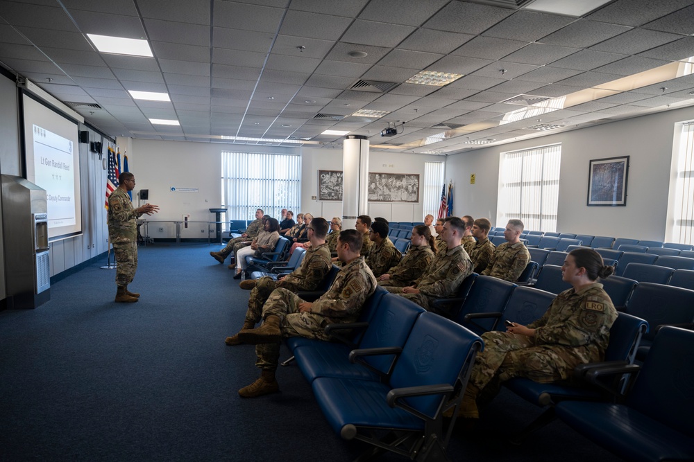 AMC Deputy Commander visits 727th AMS at RAF Mildenhall