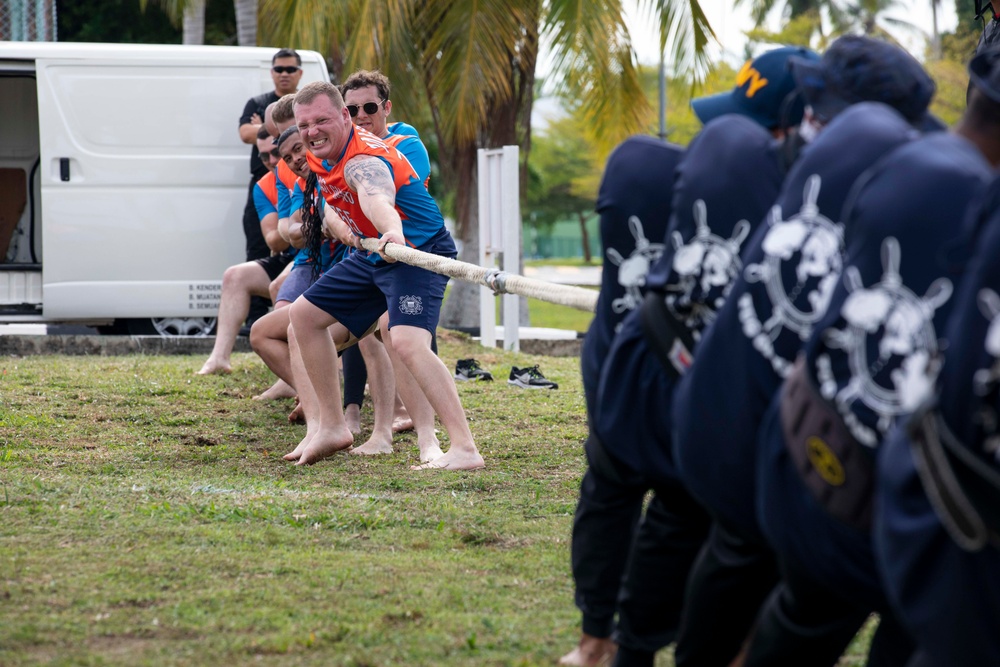 DVIDS - Images - USCGC Munro and Royal Brunei Armed Forces Participate