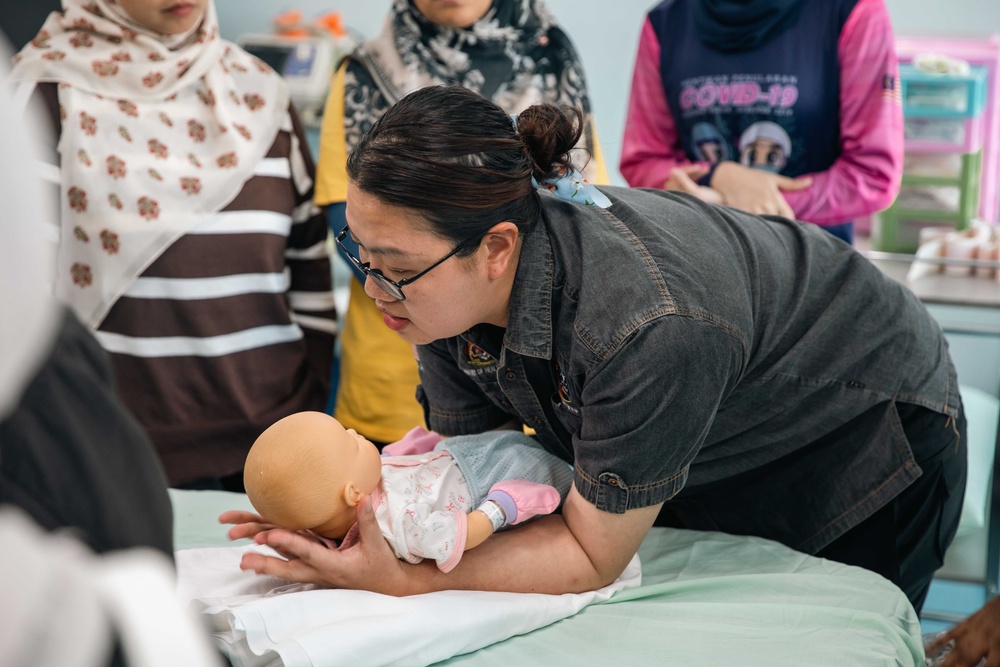 Pacific Partnership 2023: Medical Trauma Training