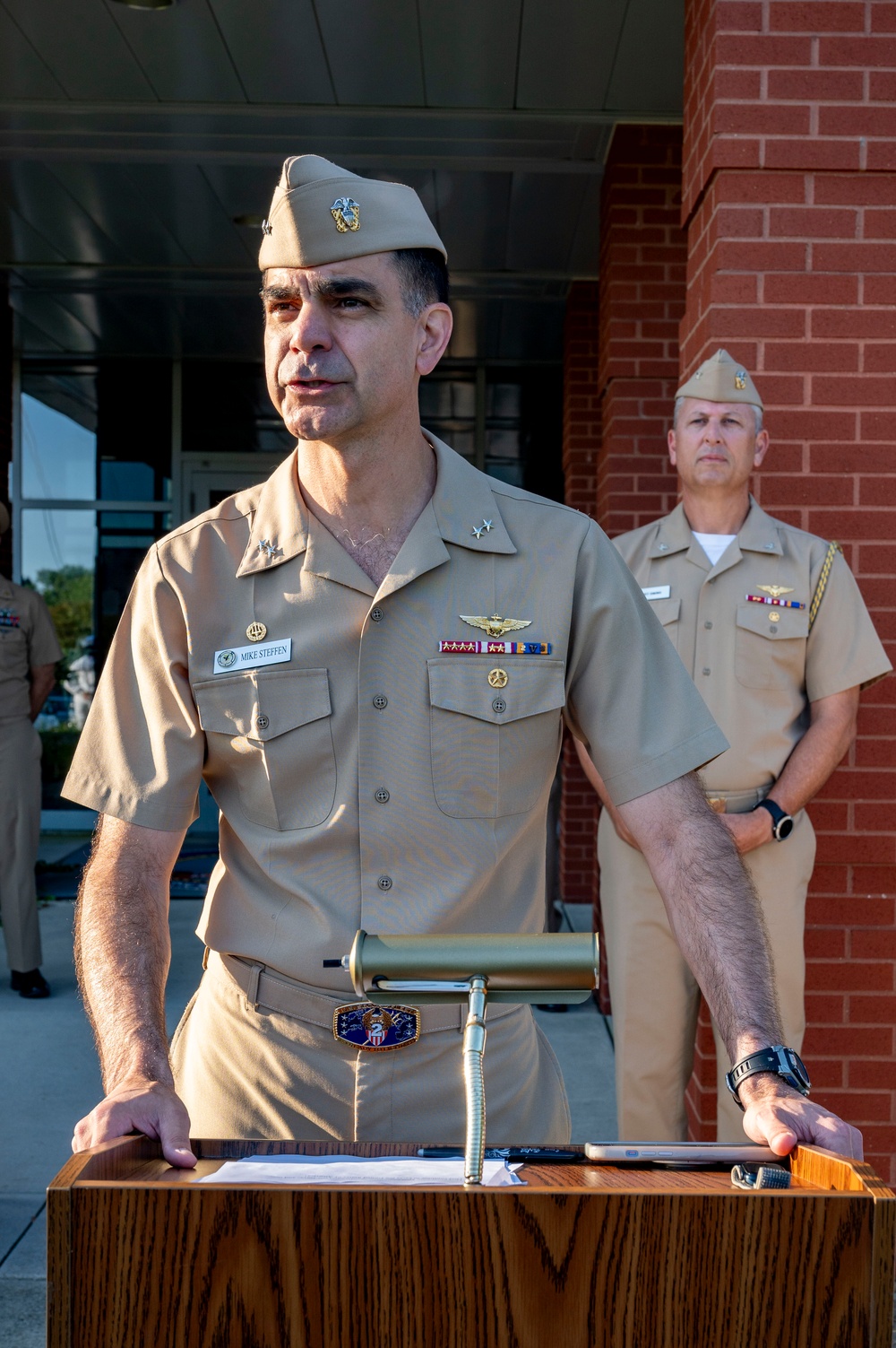 CNRFC Chief selects participate in a 9/11 Remembrance ceremony