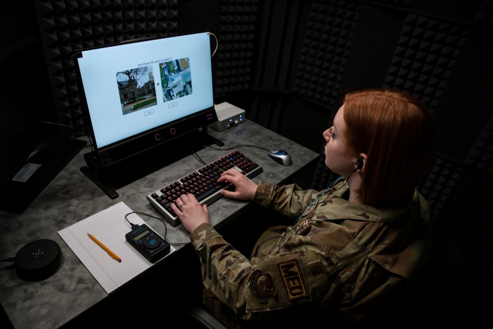 Air Force Research Laboratory, 711th Human Performance Wing, AFRL Human Effectiveness Directorate, decision-making skills, neural interfaces, brain waves