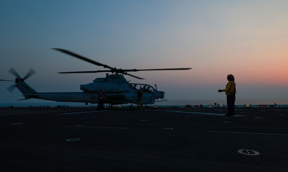 USS Bataan Launch Aircrafts