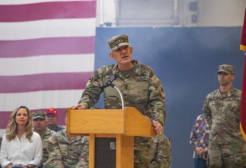 Welcome Home: 4th Infantry Division Uncasing Ceremony