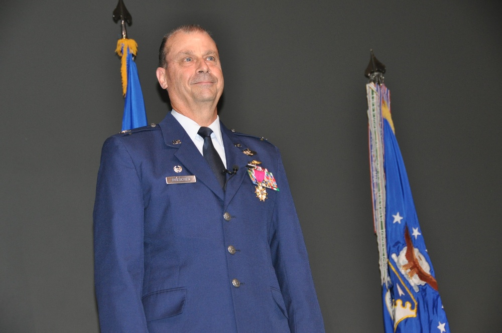 26th Commander of the 908th ends 34-year military career