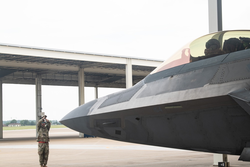 Col. Christopher Batterton takes final flight as 192nd Wing Commander