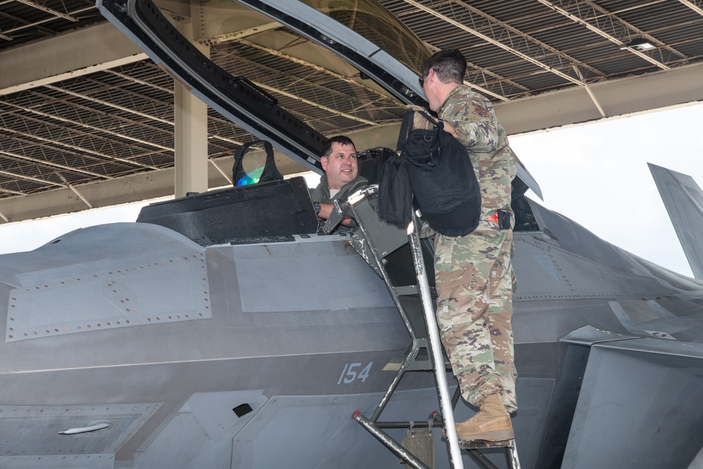 Col. Christopher Batterton takes final flight as 192nd Wing Commander