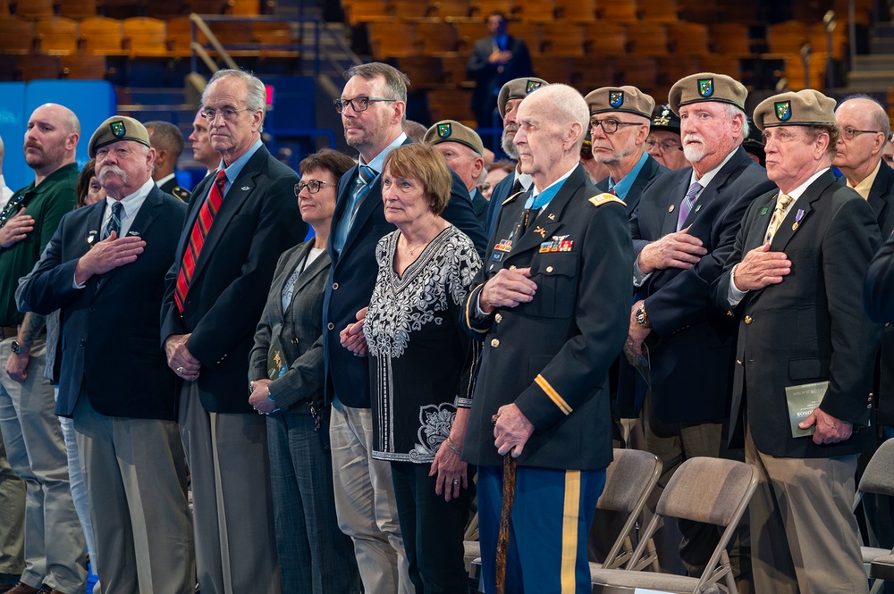 Army Capt. Larry L. Taylor Awarded Medal of Honor