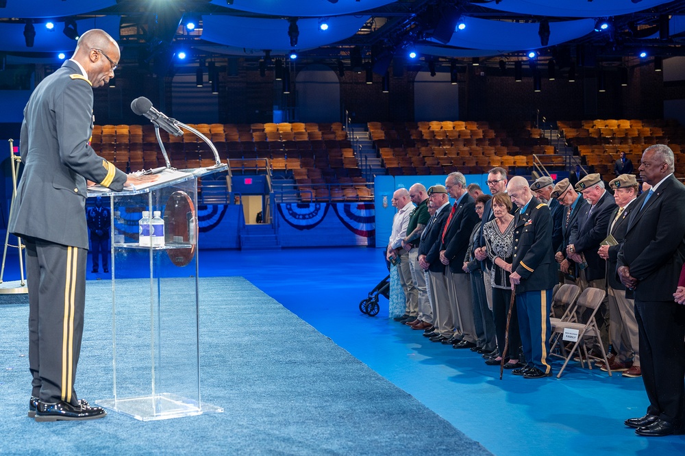 Army Capt. Larry L. Taylor Awarded Medal of Honor