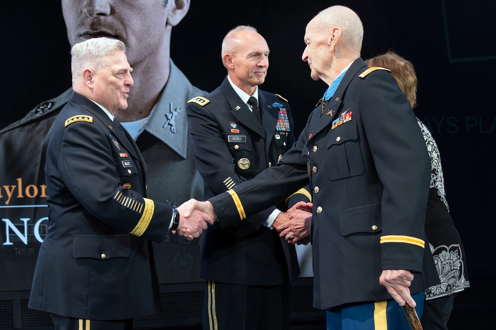 Army Capt. Larry L. Taylor Awarded Medal of Honor