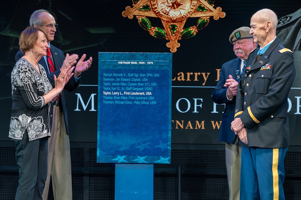 Army Capt. Larry L. Taylor Awarded Medal of Honor