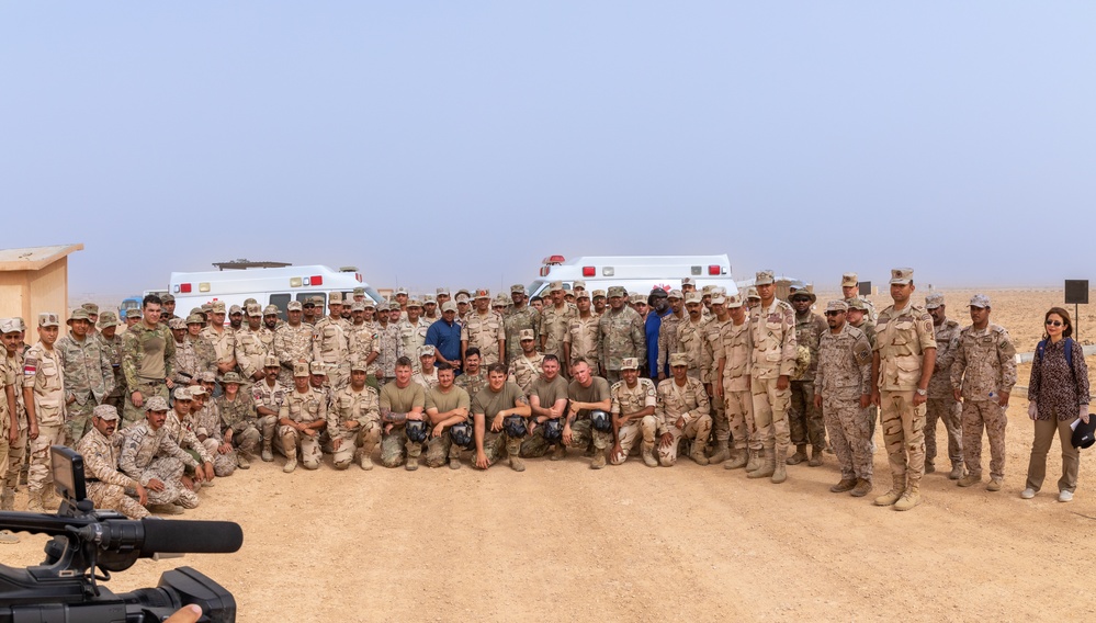 Egypt Armed Forces and American Army Group Photo Bright Star 23