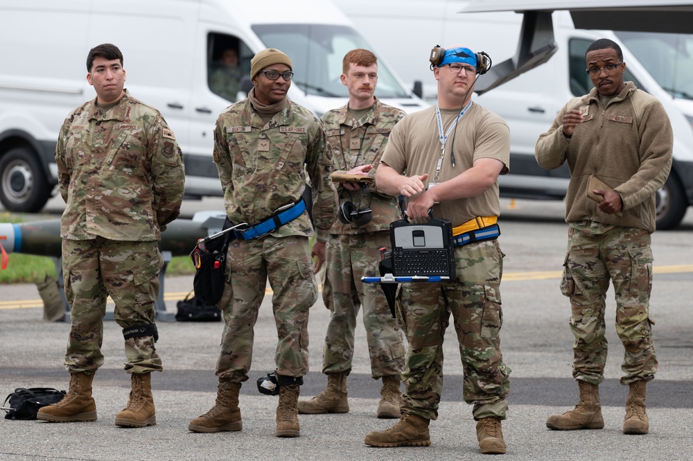 18th AMU wins quarterly load  competition