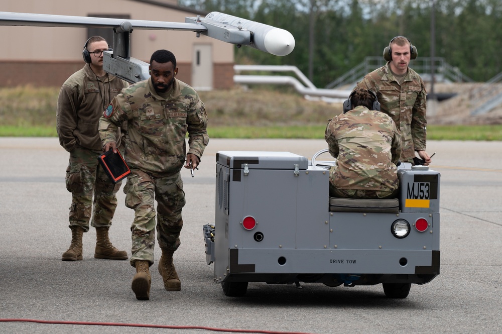 18th AMU wins quarterly load  competition