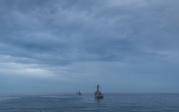 USS Porter Conducts a Submarine Familiarization Exercise