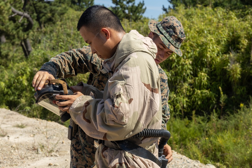 KMEP 23.3 | Marine CBRN Specialists conduct simulated decontamination line with ROK Marines