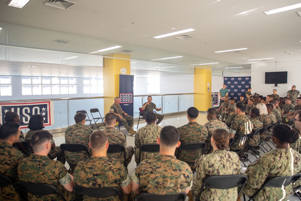 The 36th Assistant Commandant of the Marine Corps visits Marine Corps Air Station Iwakuni