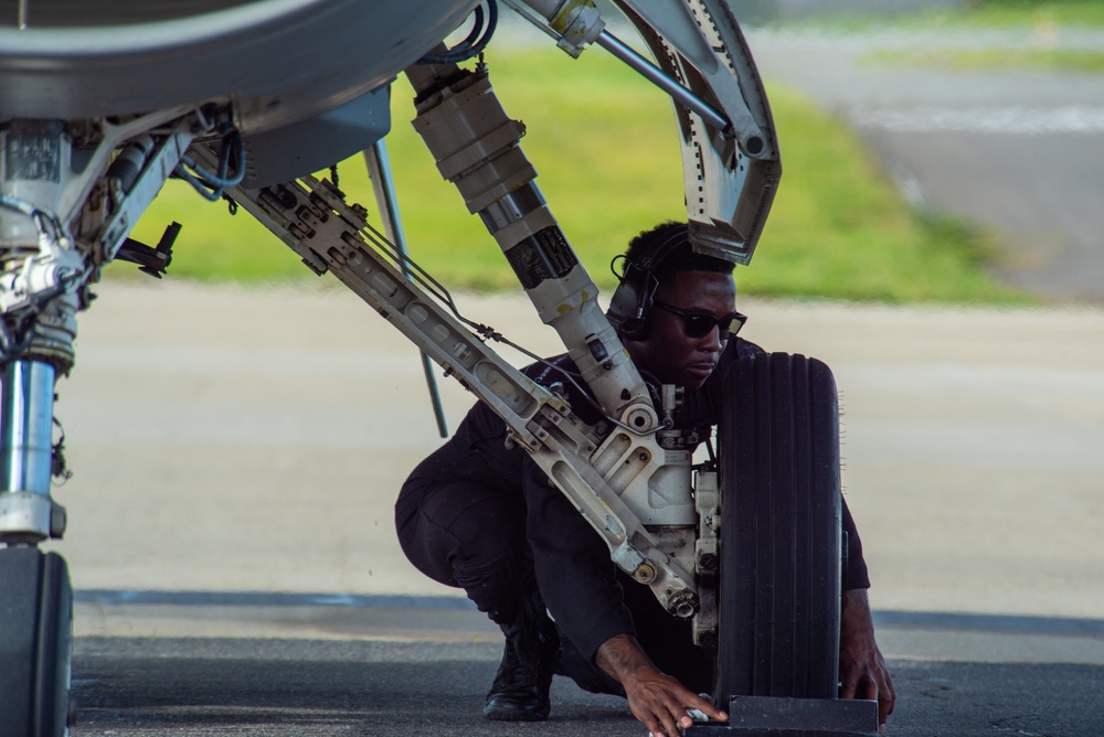 PACAF F-16 Demo Team Performs for Hometown at Misawa Air Fest 2023