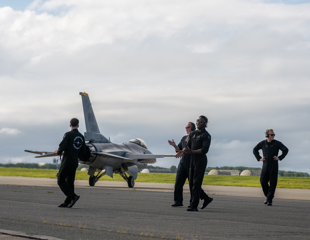 PACAF F-16 Demo Team Performs for Hometown at Misawa Air Fest 2023