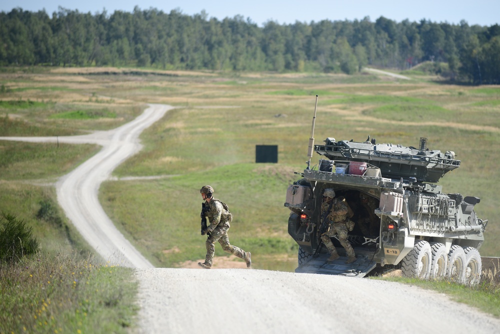 2nd Squadron, 2nd Cavalry Regiment Assault an Objective