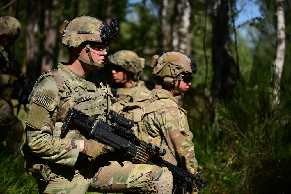 2nd Squadron, 2nd Cavalry Regiment Assault an Objective