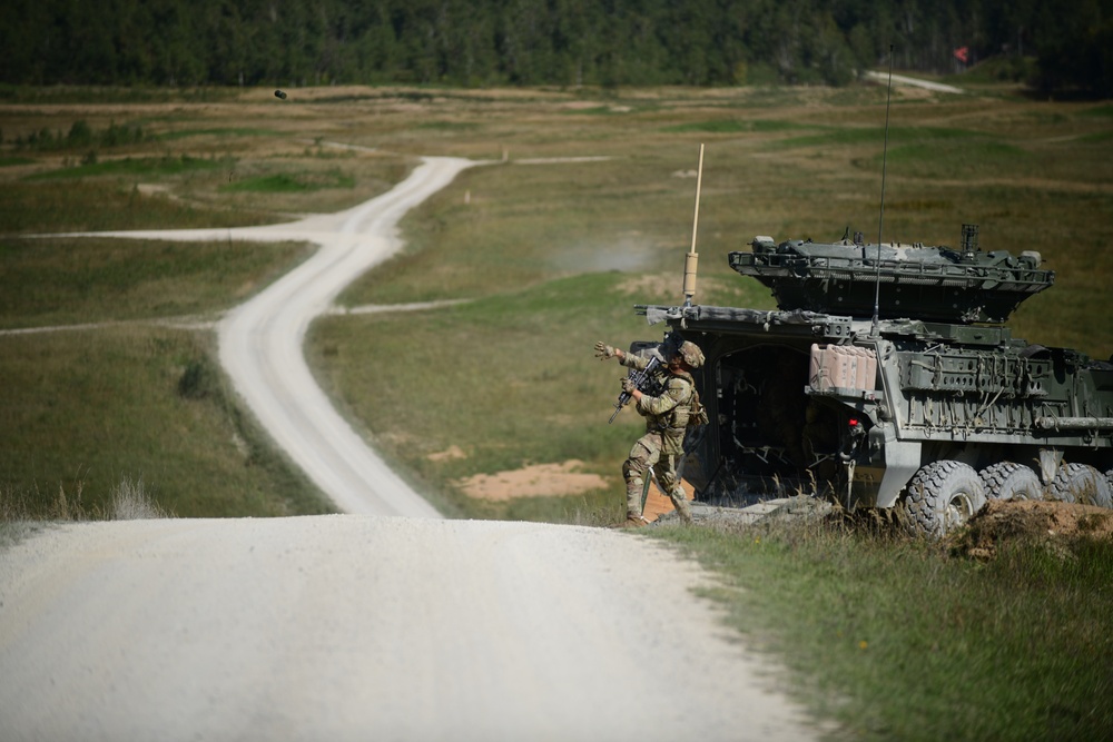 2nd Squadron, 2nd Cavalry Regiment Assault an Objective