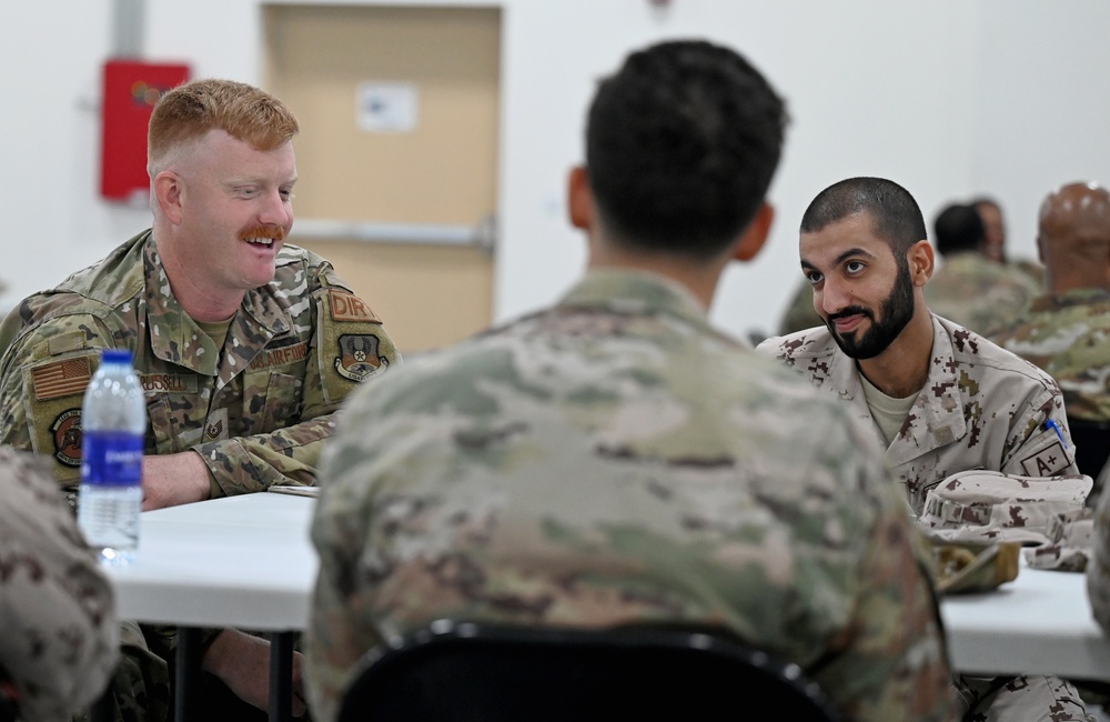 US, UAE conduct joint professional development course