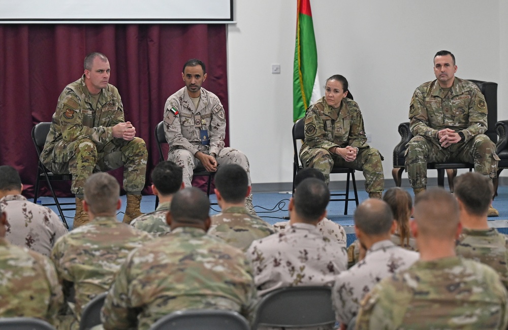 US, UAE conduct joint professional development course