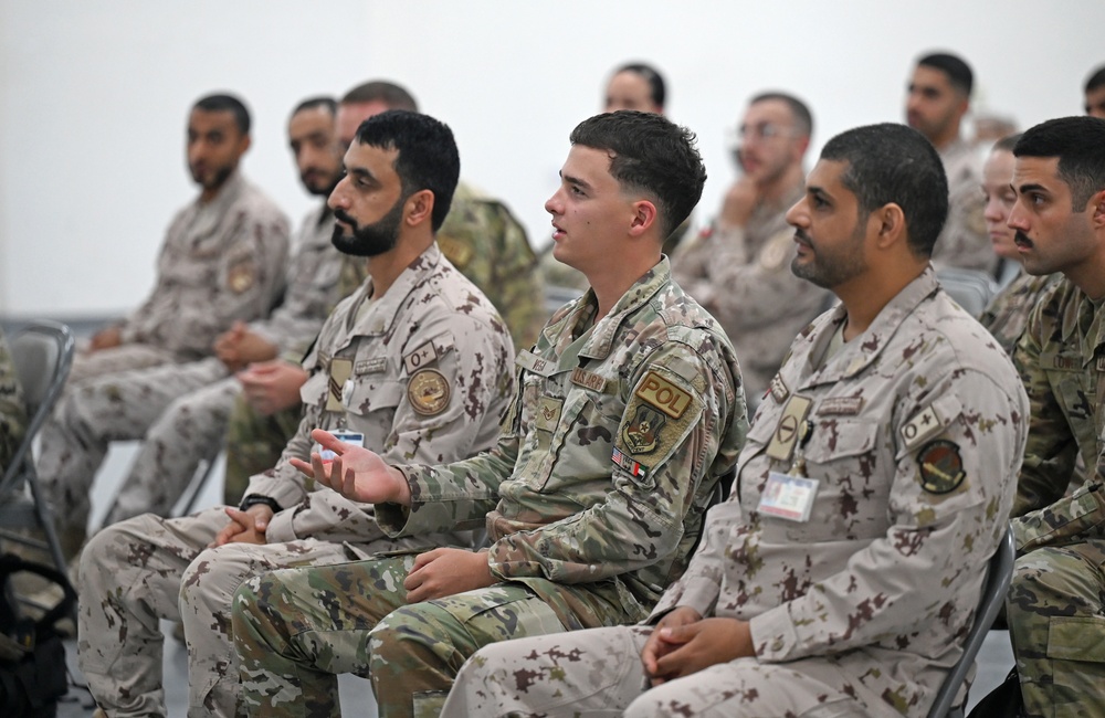 US, UAE conduct joint professional development course