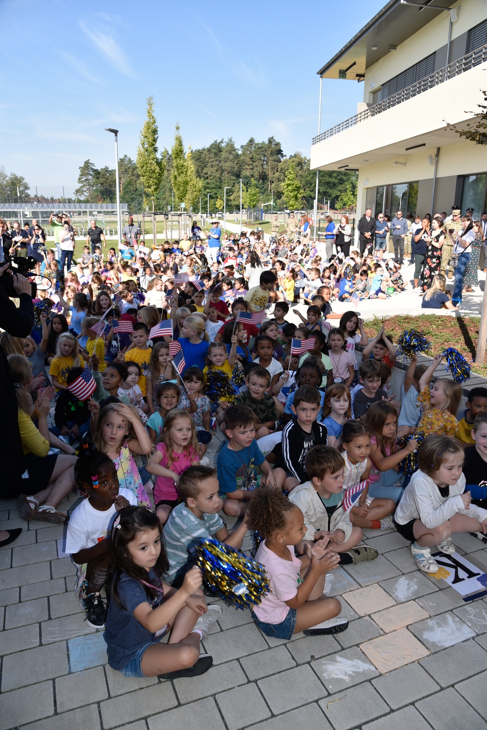 Students, faculty and Army leaders celebrate new DoDEA school in Grafenwoehr