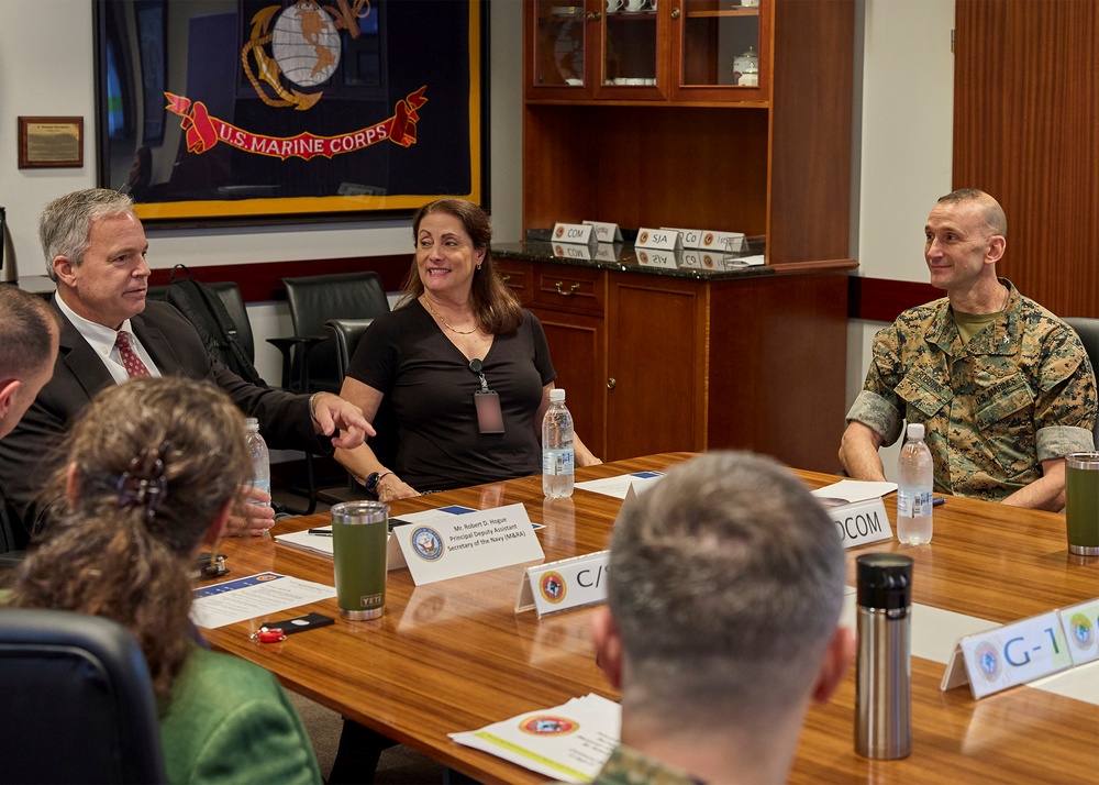 Principal Deputy Assistant Secretary of the Navy M&amp;RA visits MARFOREUR/AF