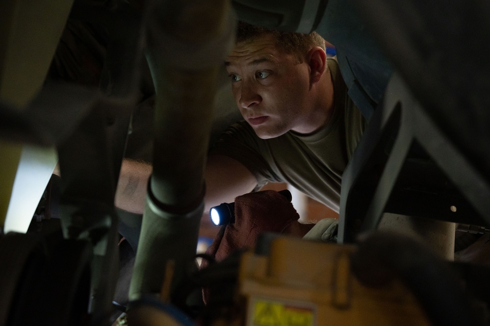 436th LRS vehicle maintenance shop prepares Dover AFB for winter operations