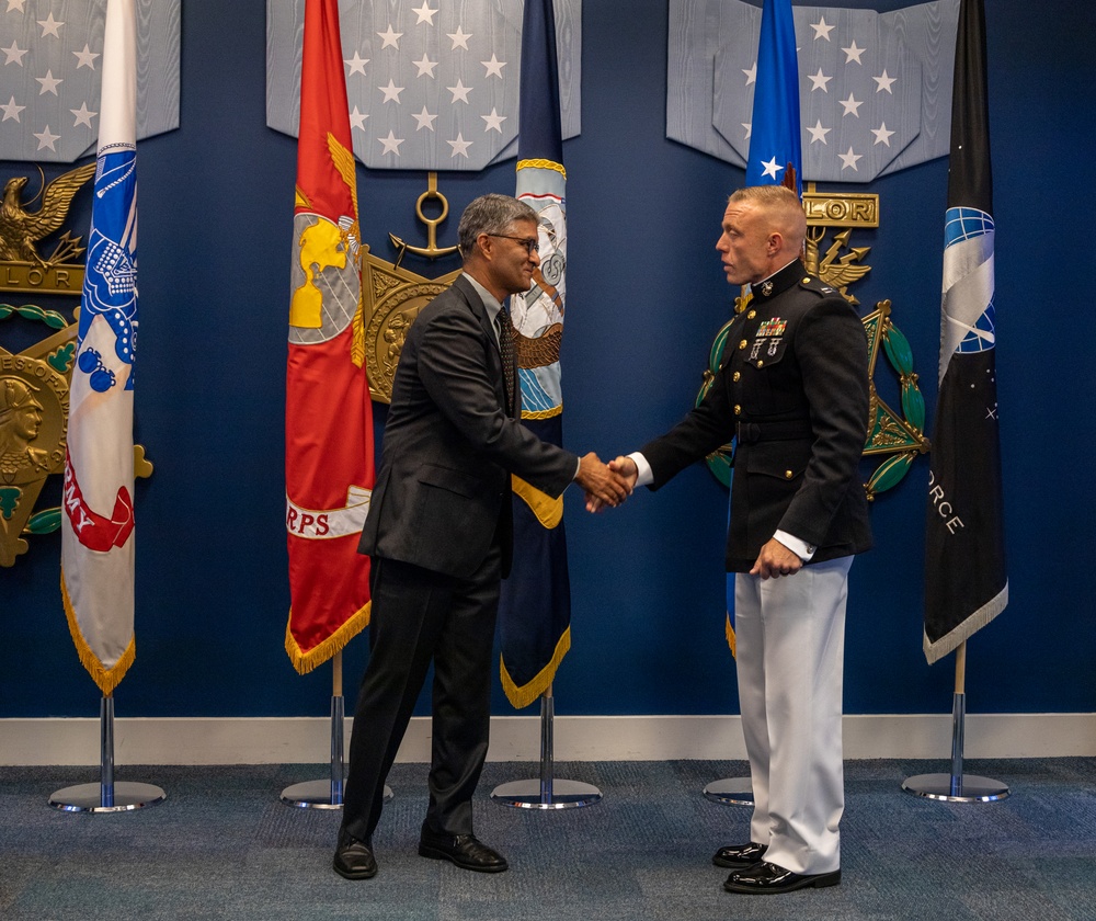 Marine Receives DoD Spirit of Hope Award
